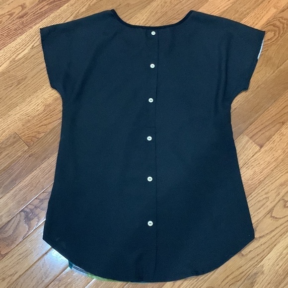 Tutta Bella Size Medium maternity shirt - Picture 5 of 5